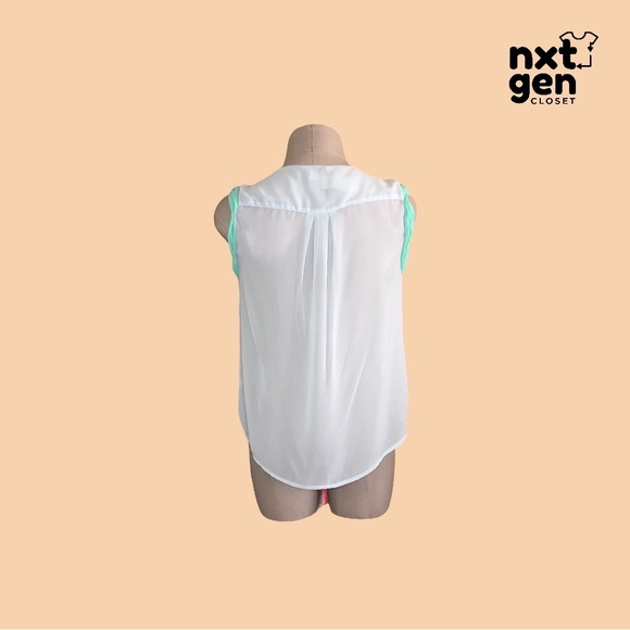 American Eagle Outfitters Women’s Sleeveless Top - Picture 2 of 5